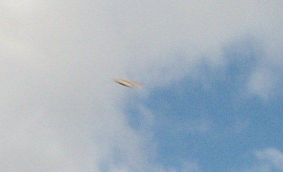 Un Ufo sui cieli di Marina di San Nicola (Rm)