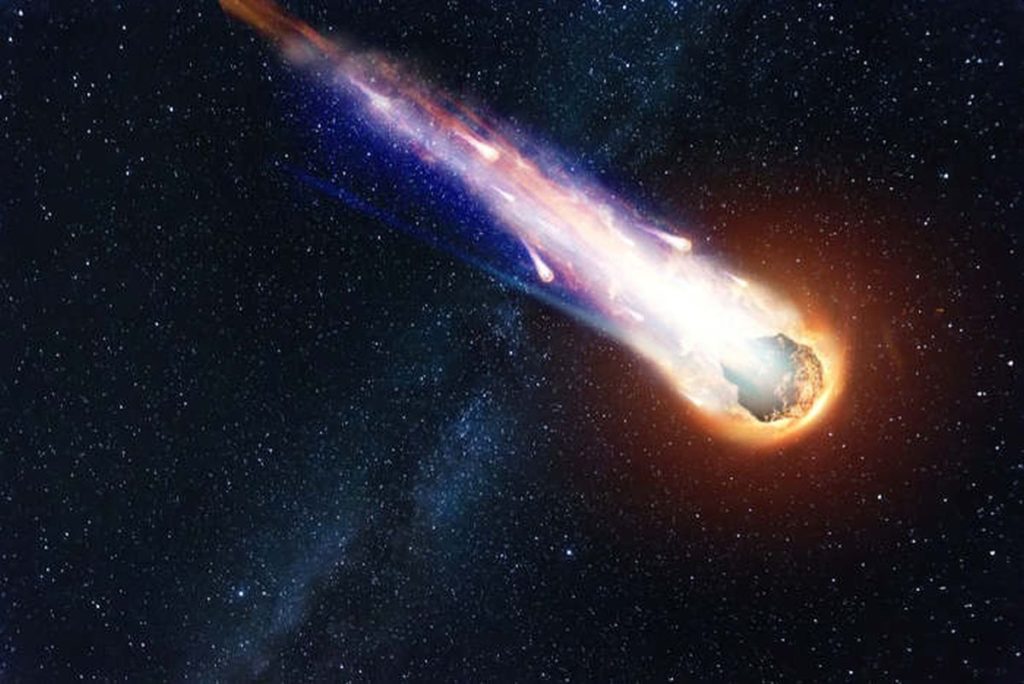Grosso meteorite è esploso in cielo: enorme bagliore ...
