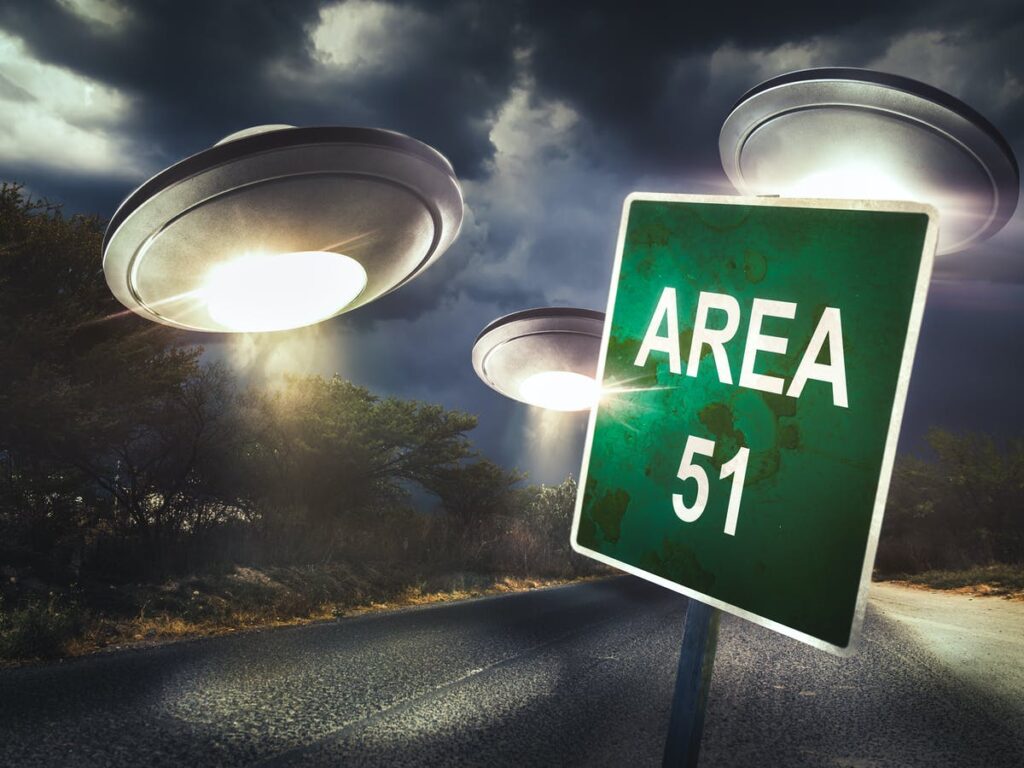 L'Area 51, si nascondono le prove dell'esistenza ...